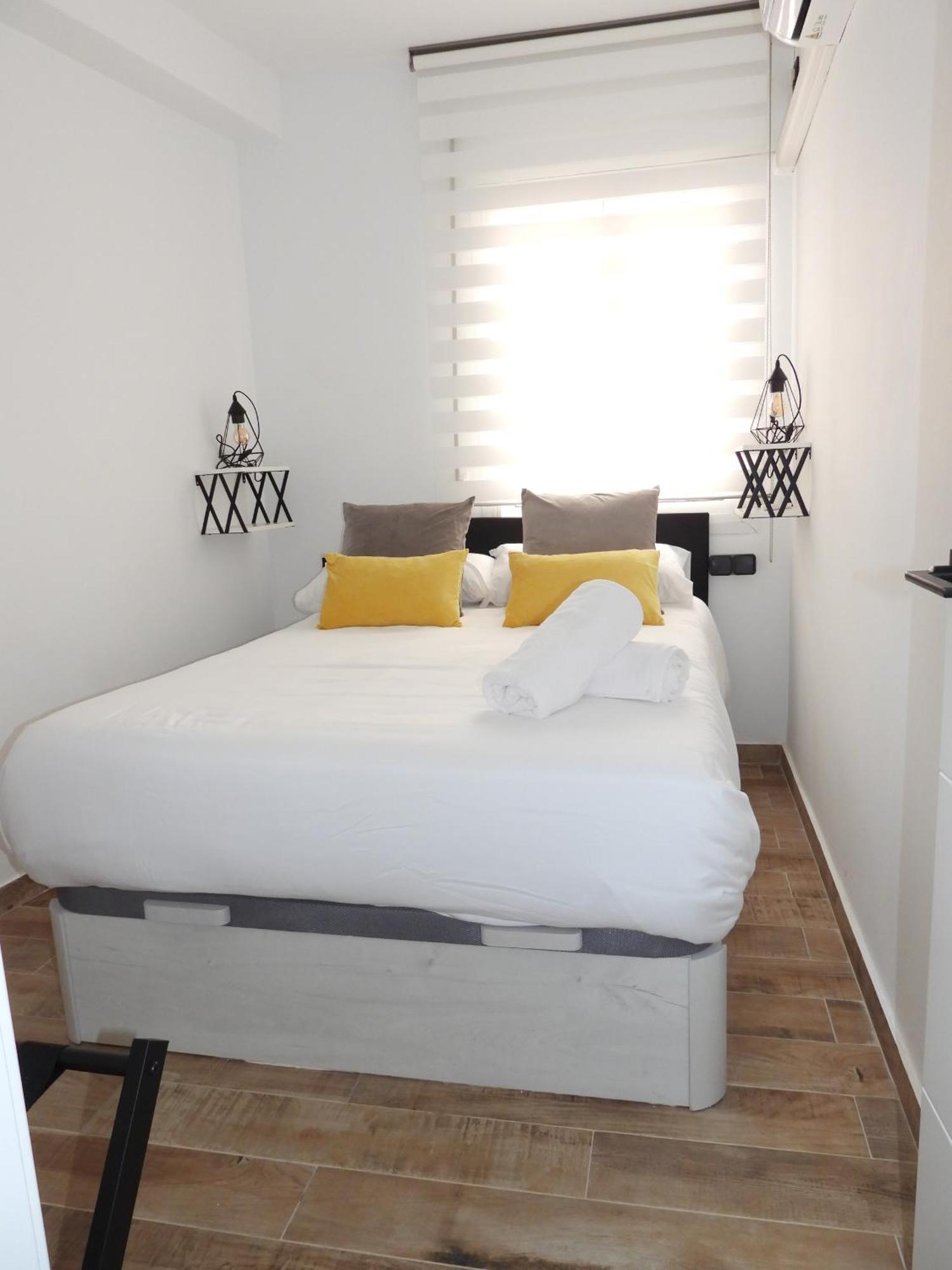 At Gongora 11 Con Parking Apartman Córdoba Kültér fotó